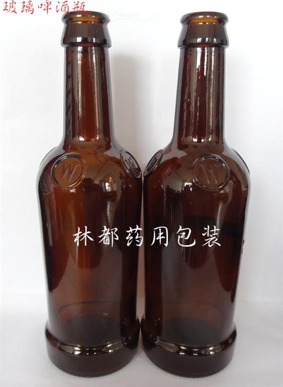棕色玻璃酒瓶